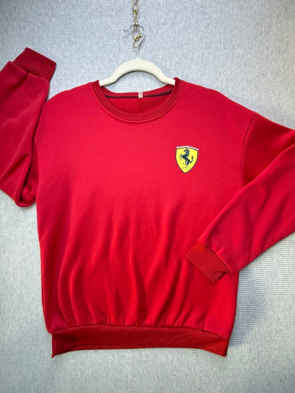 Red Crewneck Sweatshirt Ferrari Shield Logo Mens L